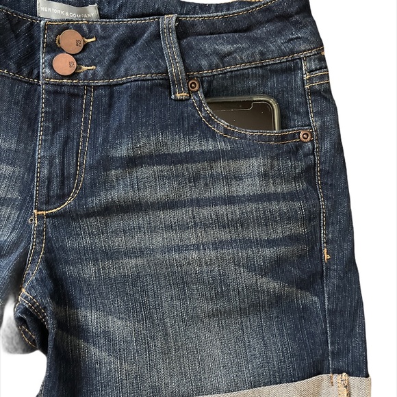 NY&C Denim Shorts- Size 2, Never been worn! - Picture 3 of 7